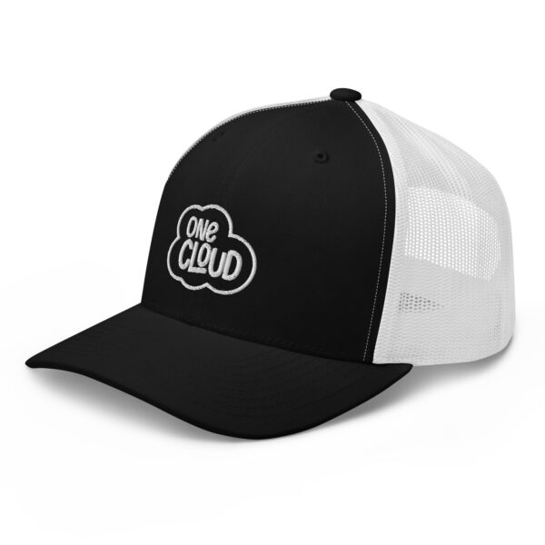 One Cloud - Casquette Trucker (Brodé) – Image 2